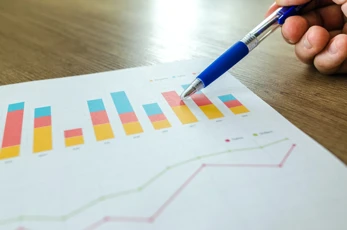 How does inflation affect mortgage interest rates?