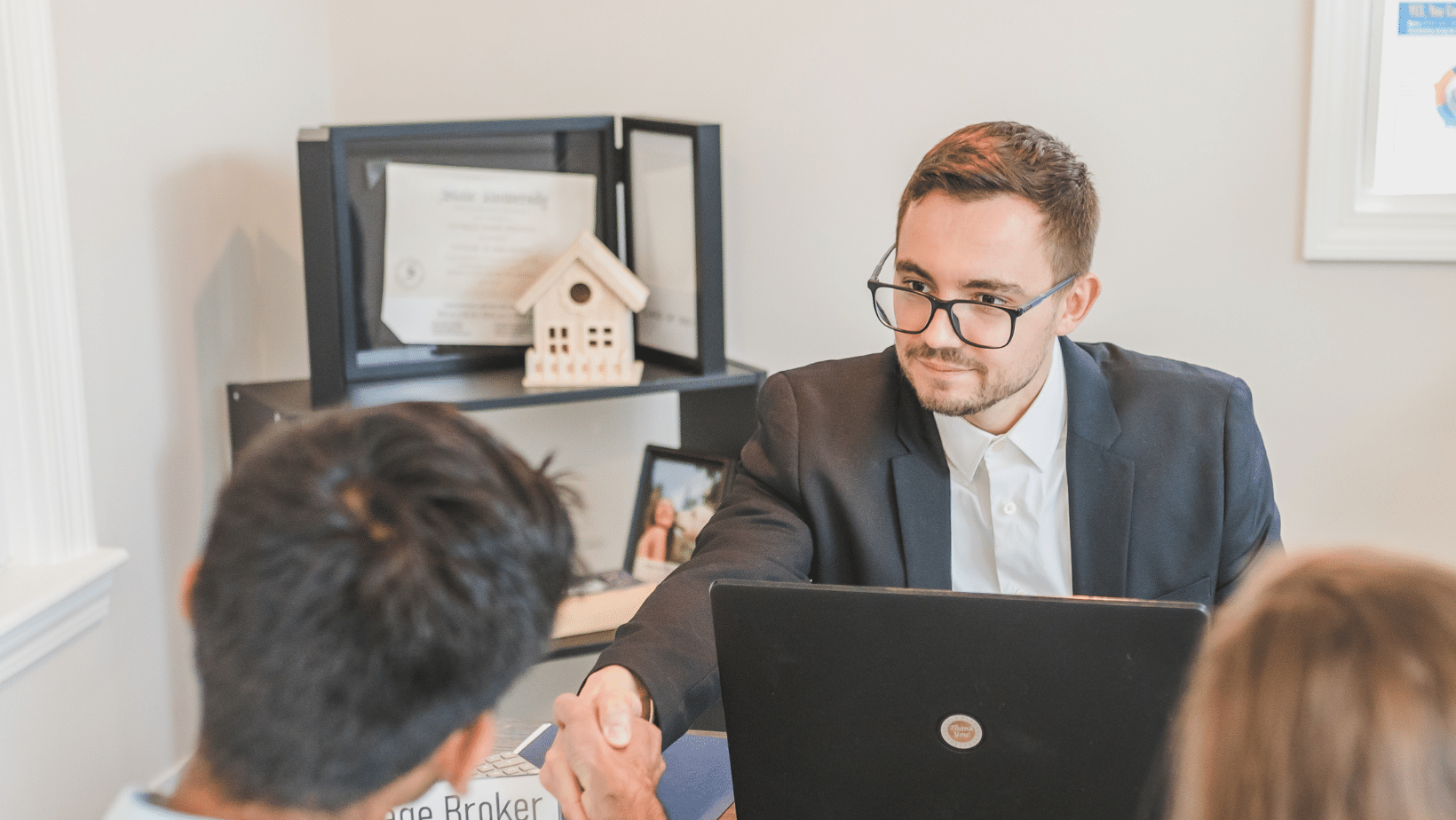 The benefits of using a mortgage broker vs going to your bank