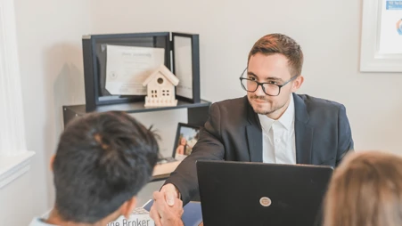 The benefits of using a mortgage broker vs going to your bank