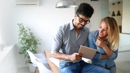 How can a mortgage broker help me?